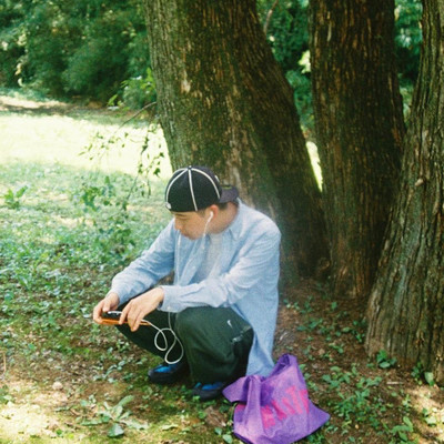 don't trust me, but trust meのジャケット写真