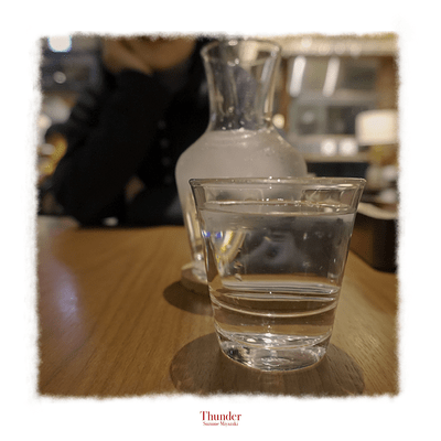 Thunderのジャケット写真