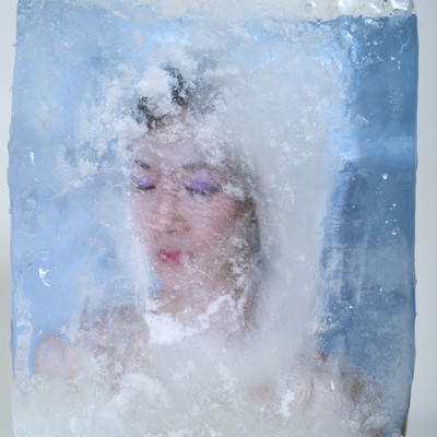 Moen - cinemaのジャケット写真