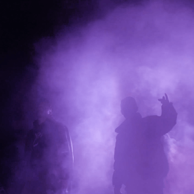 STAY WALKIN (feat. Dogg)のジャケット写真