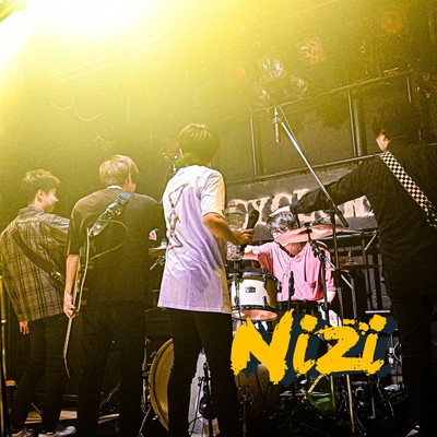 Nizi Front Cover