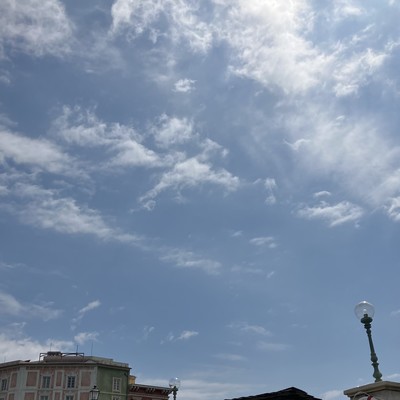 待ちくたびれた僕らはのジャケット写真