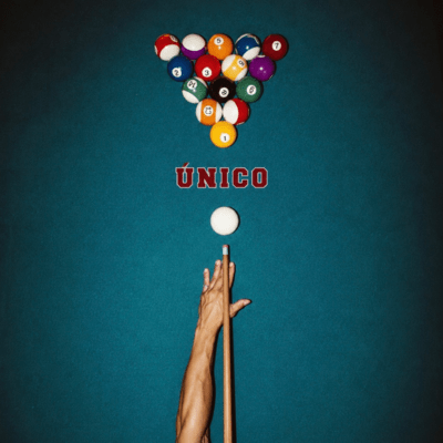 ÚNICO Front Cover