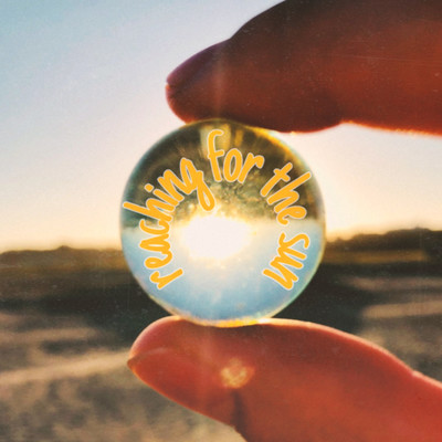 reaching for the sunのジャケット写真