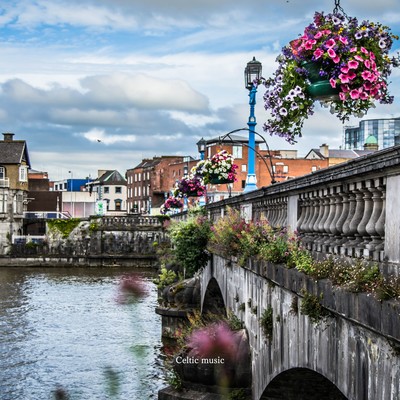 Fantasy and Nostalgic Celtic Music That Evokes Warm Memories Front Cover