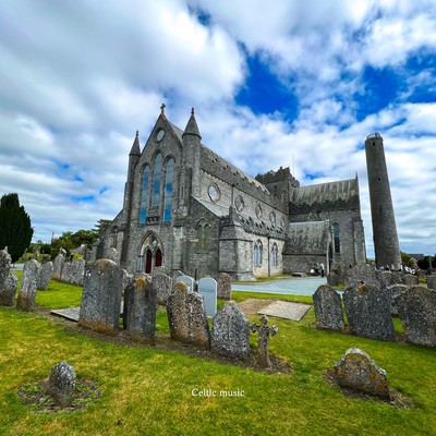 Traditional Celtic music that is mystical, fantasy-like, and heals the mind Front Cover