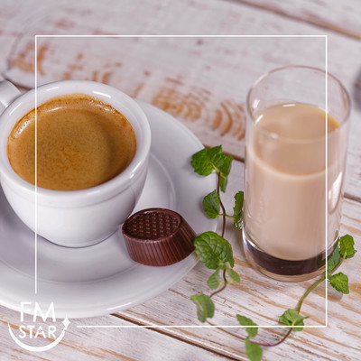 BossaNovaGuitartoListentoinanItalianCafeMakeHomeTimeaBitStylishRelaxationTime Front Cover