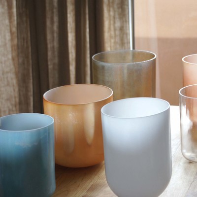 Zen Crystal Singing Bowls Deep sleep and meditation with overtones クリスタルボウルヒーリング 〜倍音で深い睡眠と瞑想へ〜 癒しのα波が眠れない夜やストレスを感じる日々に最適 マインドフルネスのジャケット写真