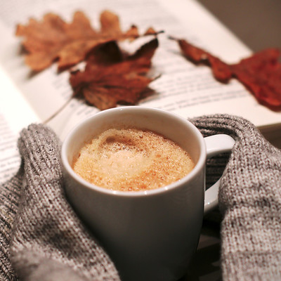Relaxed reading in cafe BGM for work, healing piano for reading, cafe BGM, healing music Front Cover