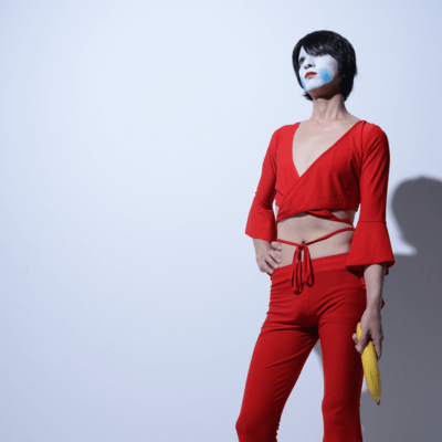 ユニクロのババアのジャケット写真