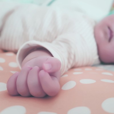 cradle song for baby naps and night sleep that Gradually slow down and become sleepy Front Cover