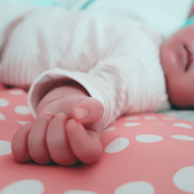 Cradle Song for baby naps and night sleep that gradually slow down and become sleepy Front Cover