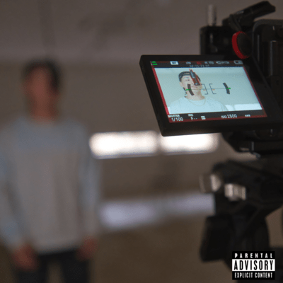 Live in the momentのジャケット写真