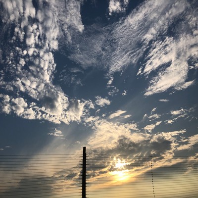 19 -nineteen- Front Cover