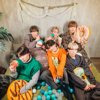 Magic Hourのジャケット写真