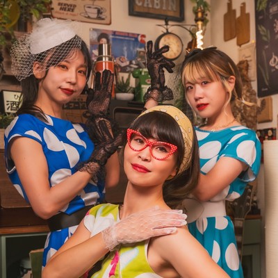 Showha hanazakari (feat. rimomama) Front Cover