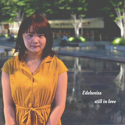 still in loveのジャケット写真