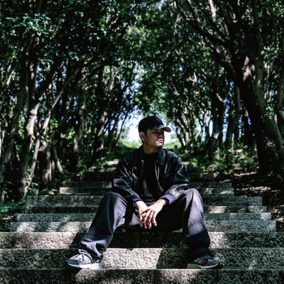 Colorful bottom is plain Front Cover