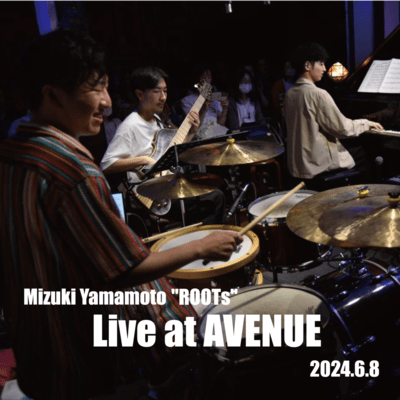 Live at AVENUEのジャケット写真