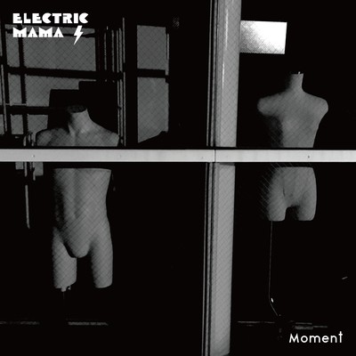 Momentのジャケット写真