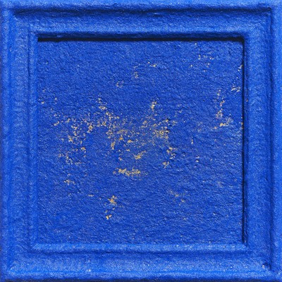 BLUE Front Cover