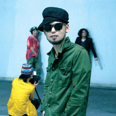 IN & OUTのジャケット写真