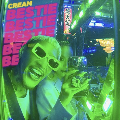 BESTIEのジャケット写真