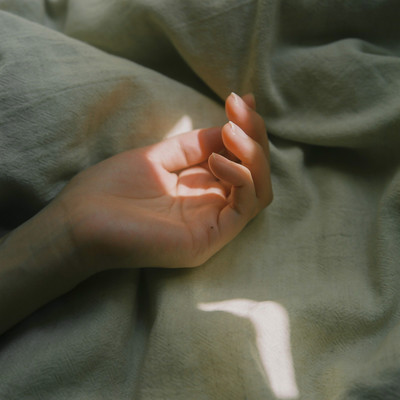 Clouds and wells / Coast Front Cover