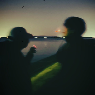 distance Front Cover