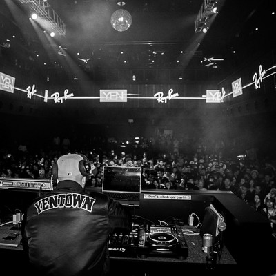 ON THE SETのジャケット写真