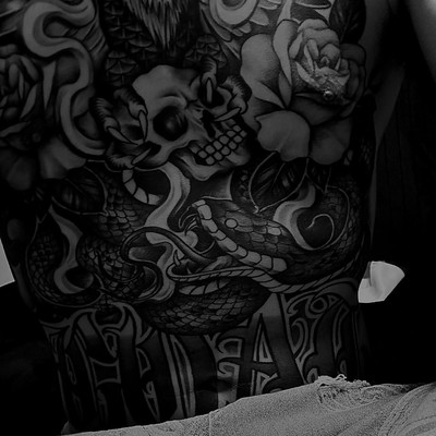 Kills (feat. REW) Front Cover