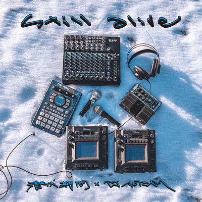 STILL ALIVEのジャケット写真