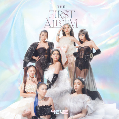 The First Albumのジャケット写真
