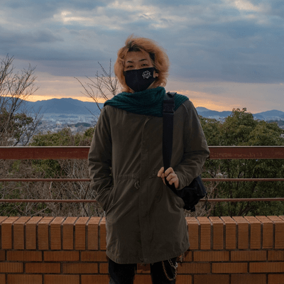 今テムジンのジャケット写真