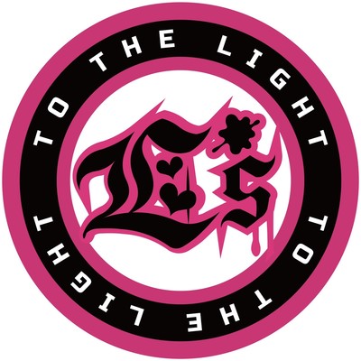 TO THE LIGHT Front Cover