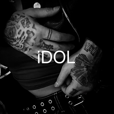 iDOLのジャケット写真
