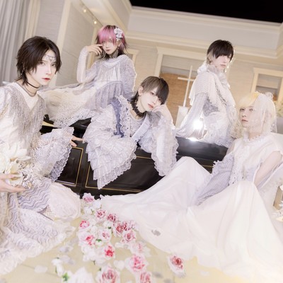 UNDEAD WEDDING Front Cover