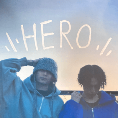 HEROのジャケット写真
