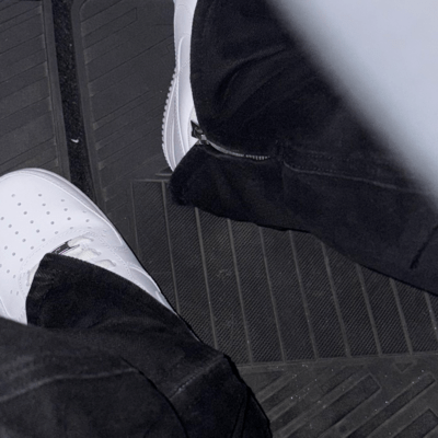 腰パンのmnmlのジャケット写真