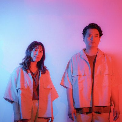 ALiveのジャケット写真