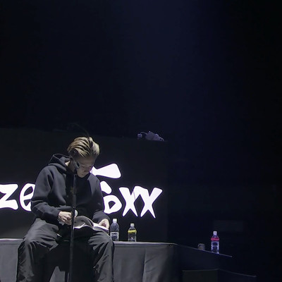 Waiting For Youのジャケット写真