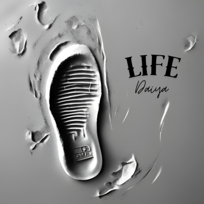 LIFEのジャケット写真