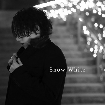 Snow White Front Cover