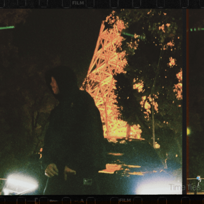 Time fliesのジャケット写真