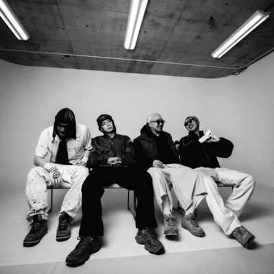 DARK HORSEのジャケット写真