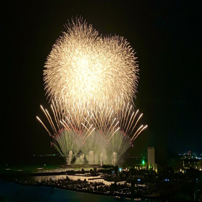 トレジャー (feat. Miro9)のジャケット写真