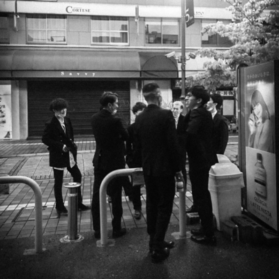 長く降る雨のジャケット写真