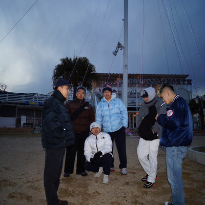 Melt down (feat. Base John, B-mustache & Hally)のジャケット写真