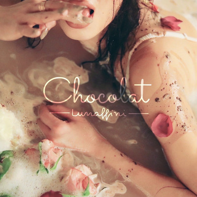 Chocolat Front Cover