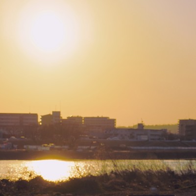 The sunset reminds me of you Front Cover